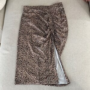 Leopard Print Ruched Midi Skirt